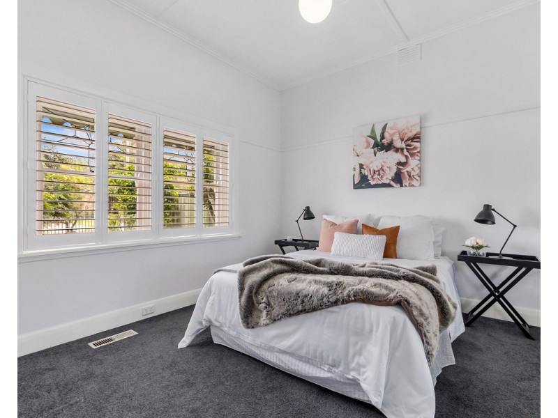 15 Park Street, Seymour VIC 3660