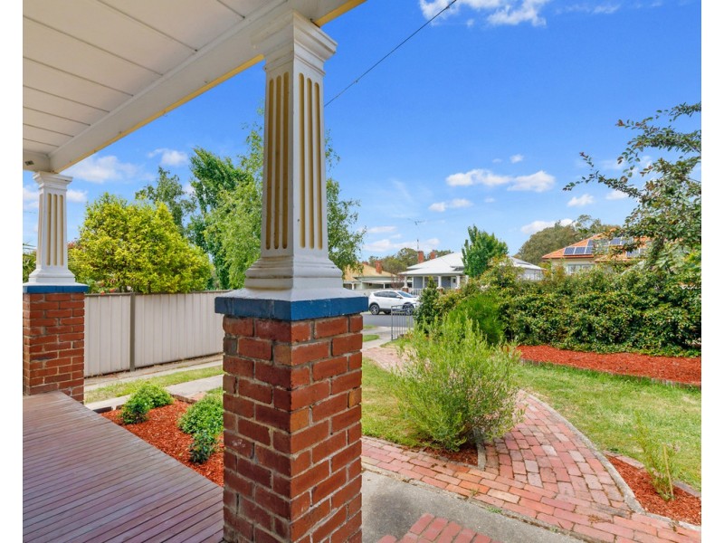 15 Park Street, Seymour VIC 3660