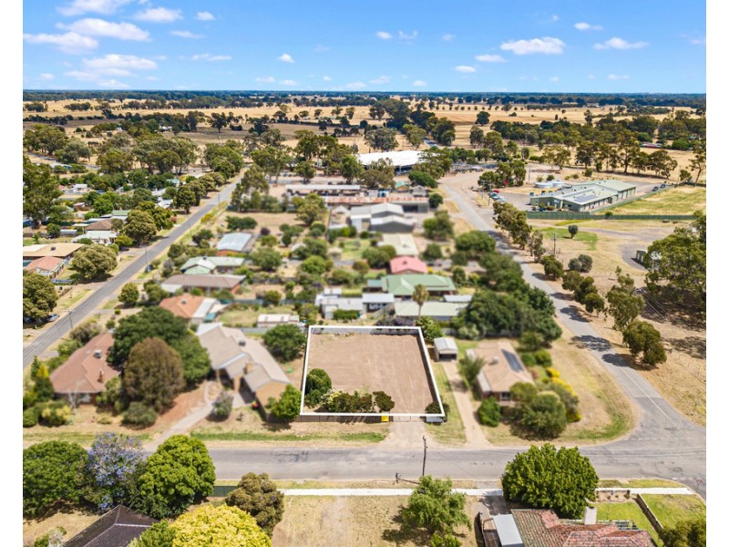 32 Garrett Street, Euroa VIC 3666