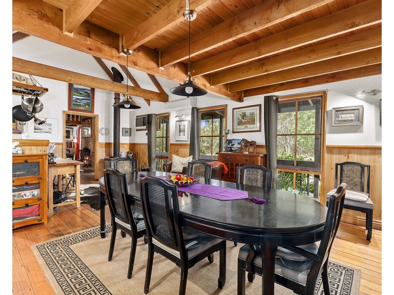 1310 Highlands Road, Whiteheads Creek VIC 3660