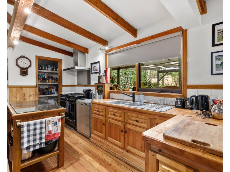 1310 Highlands Road, Whiteheads Creek VIC 3660