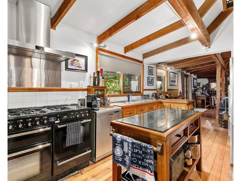 1310 Highlands Road, Whiteheads Creek VIC 3660