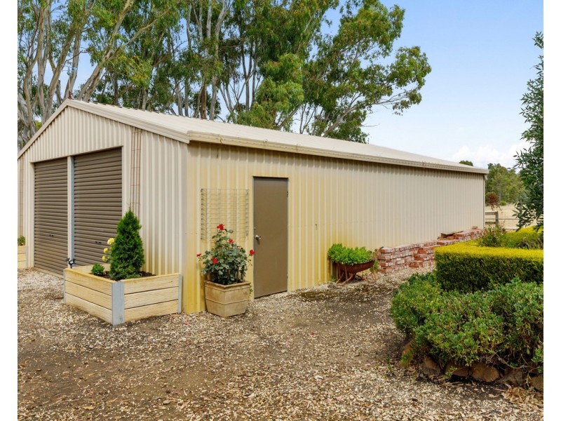 1310 Highlands Road, Whiteheads Creek VIC 3660
