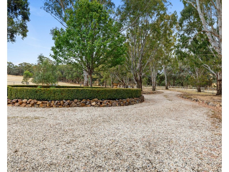 1310 Highlands Road, Whiteheads Creek VIC 3660