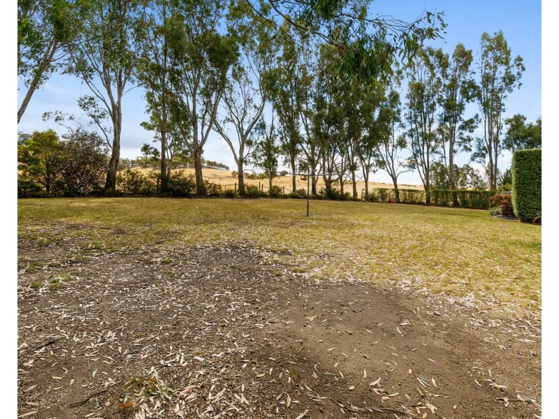 1310 Highlands Road, Whiteheads Creek VIC 3660