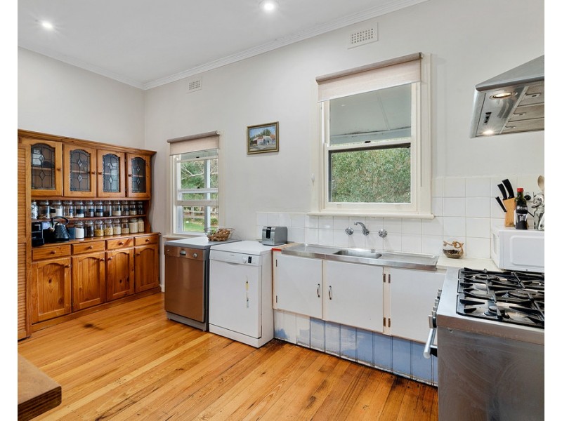 10 Dudley Road, Euroa VIC 3666