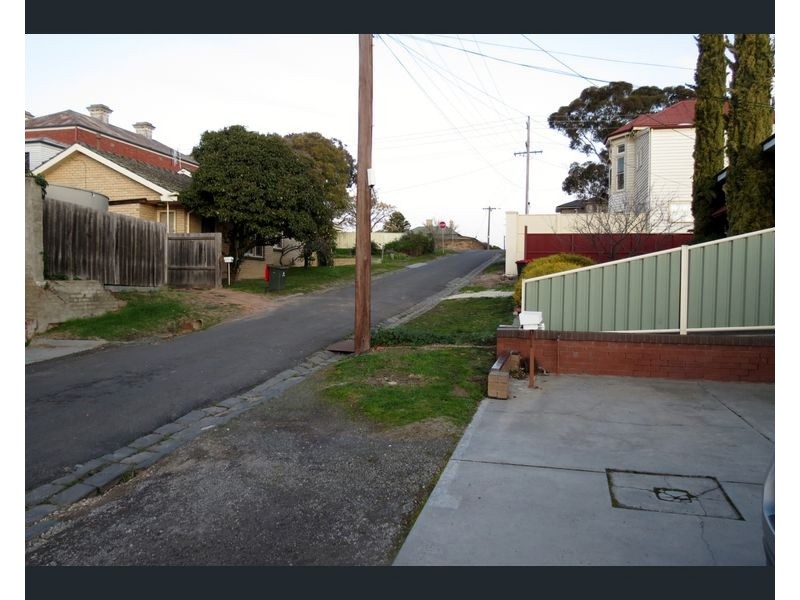 2/19 Forest Lane, Bendigo VIC 3550