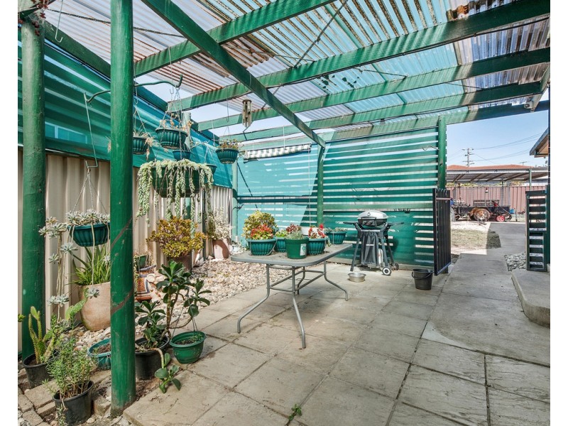 17 Redbank Road, Seymour VIC 3660