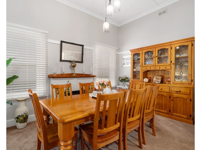 17 De Boos Street, Euroa VIC 3666