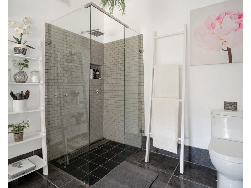 17 De Boos Street, Euroa VIC 3666