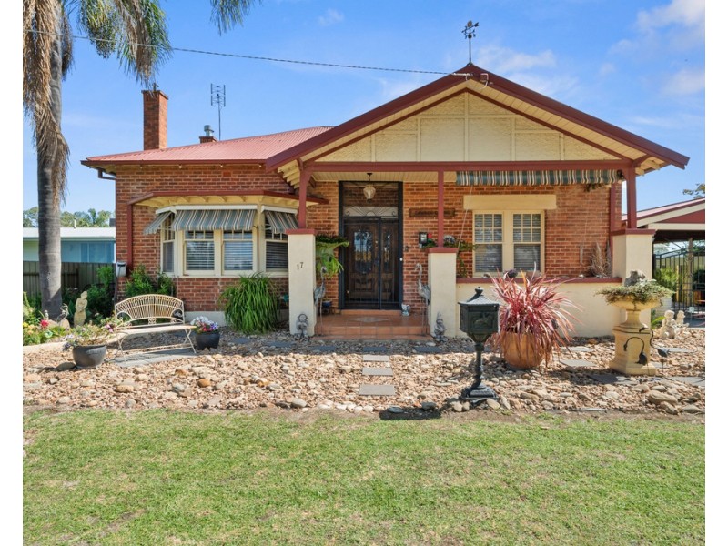 17 De Boos Street, Euroa VIC 3666