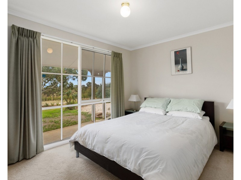 8901 Goulburn Valley Highway, Whiteheads Creek VIC 3660