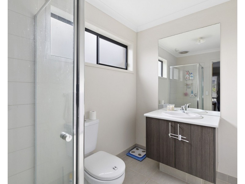 14 Lightwood Avenue, Seymour VIC 3660