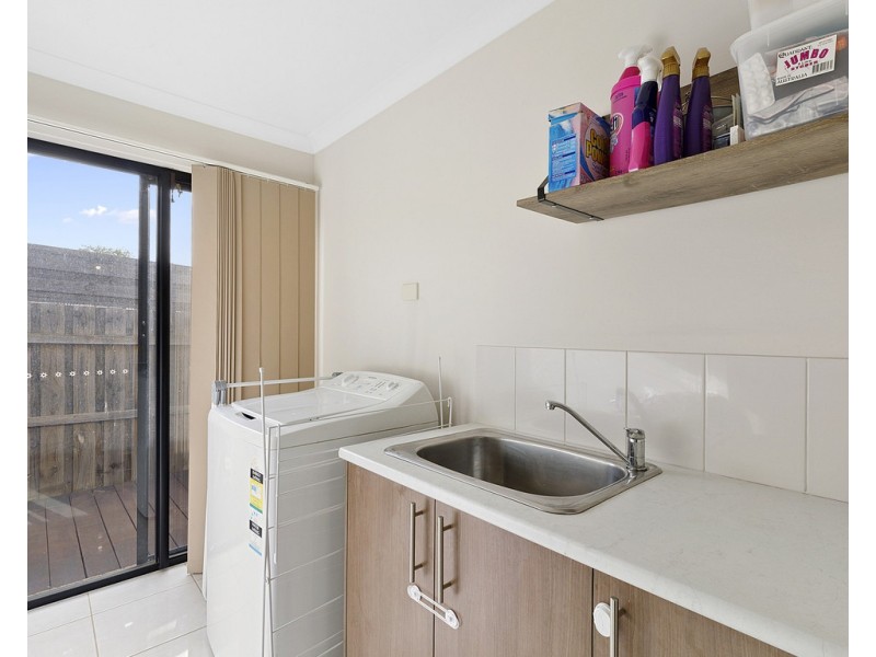 14 Lightwood Avenue, Seymour VIC 3660