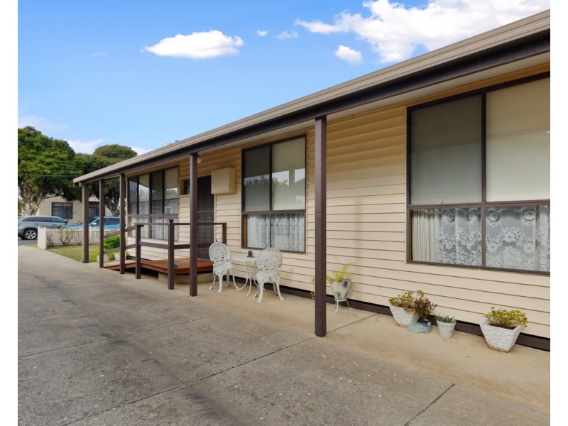 22 Batten Street, Seymour VIC 3660