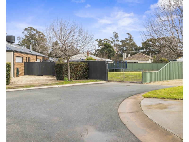 15 Lucy Court, Euroa VIC 3666