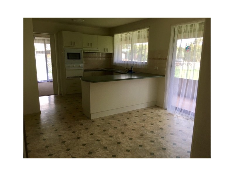 210 Highlands Road, Seymour VIC 3660