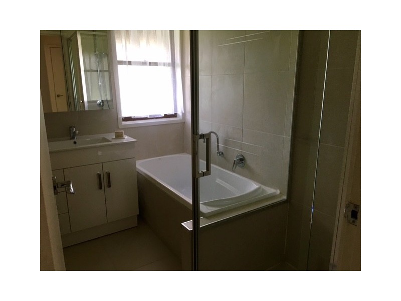 210 Highlands Road, Seymour VIC 3660