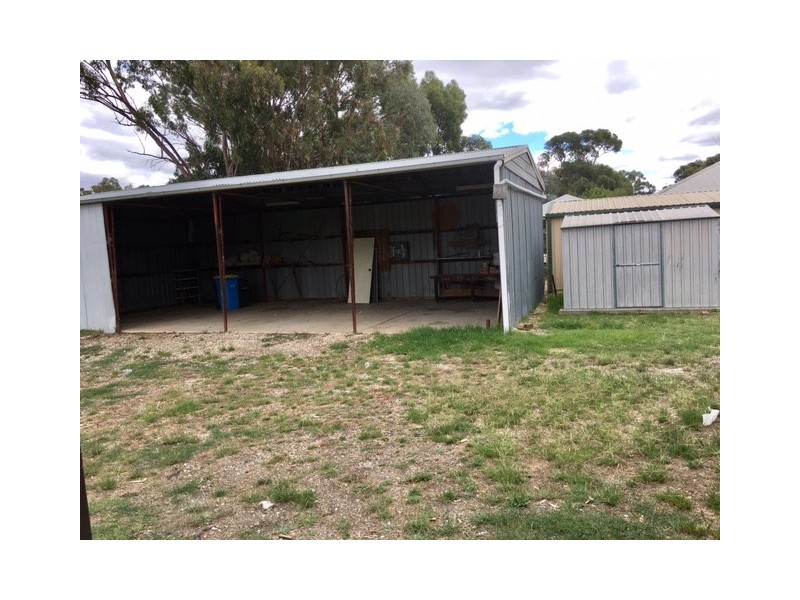 210 Highlands Road, Seymour VIC 3660