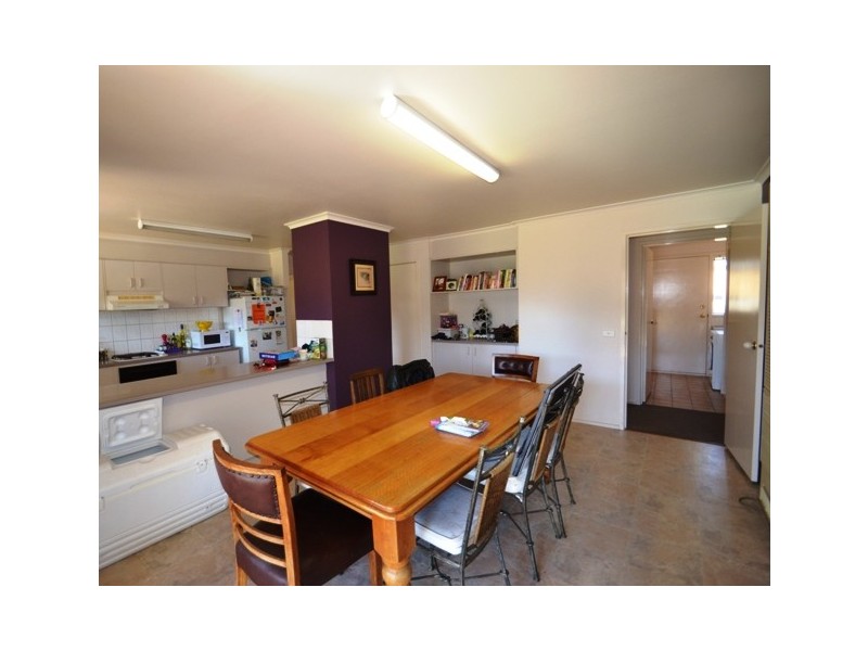 10 Coughlin Court, Seymour VIC 3660