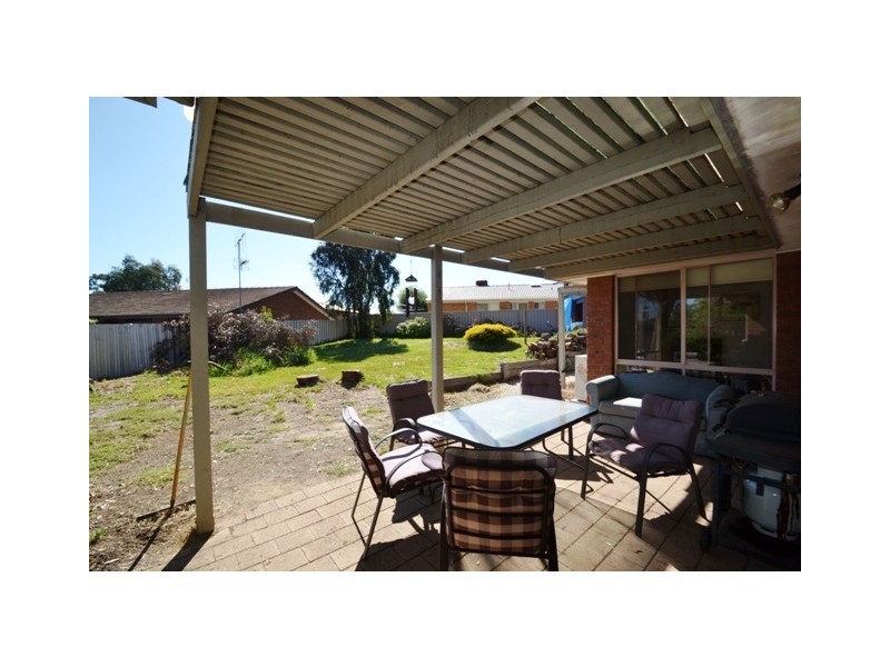 10 Coughlin Court, Seymour VIC 3660