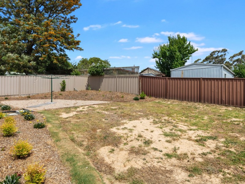 2 Smith Street, Seymour VIC 3660