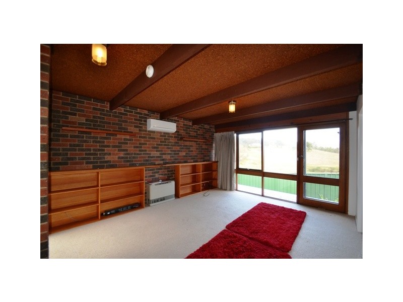 11 Priestley, Seymour VIC 3660