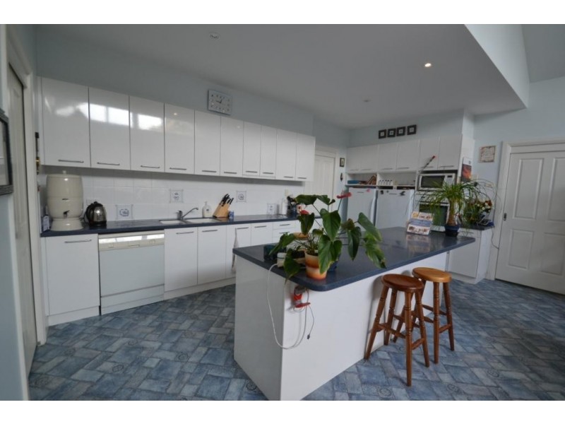 38 Livingstone Street, Avenel VIC 3664