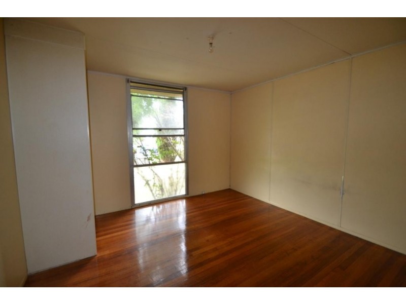 47 Martindale Crescent, Seymour VIC 3660