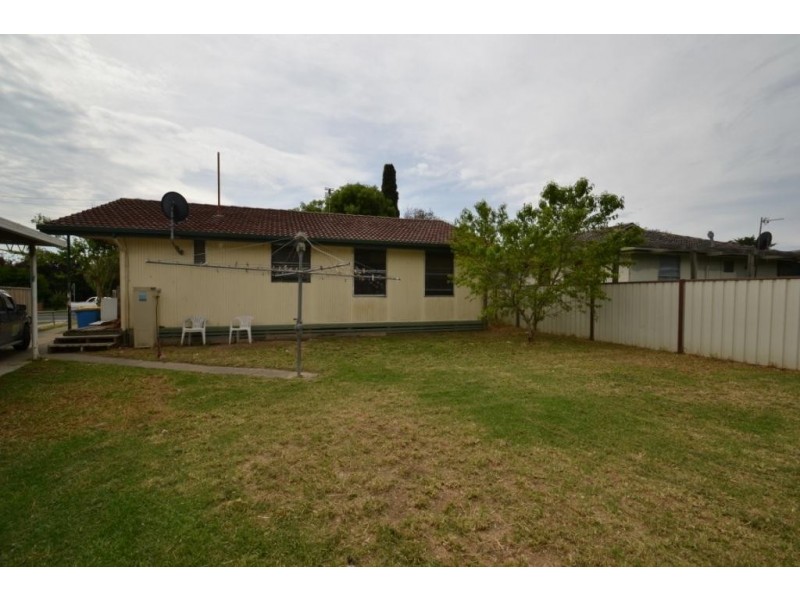 47 Martindale Crescent, Seymour VIC 3660