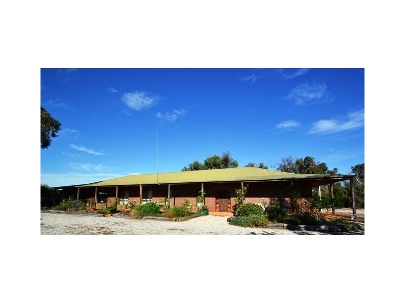 110 Dawe Rd, Seymour VIC 3660