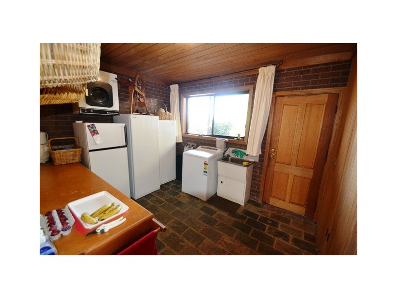 110 Dawe Rd, Seymour VIC 3660