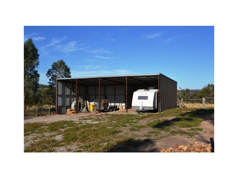 110 Dawe Rd, Seymour VIC 3660