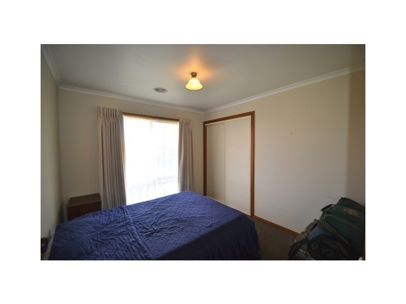 17 Hanley Crescent, Seymour VIC 3660