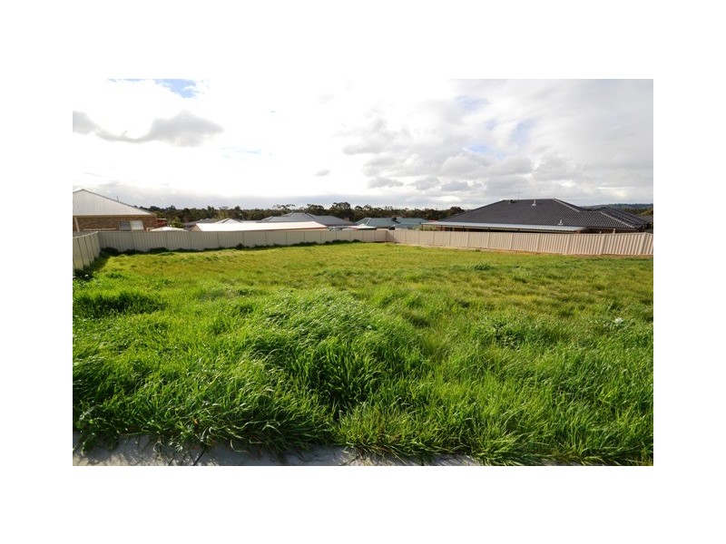 13 Heffey Court, Seymour VIC 3660