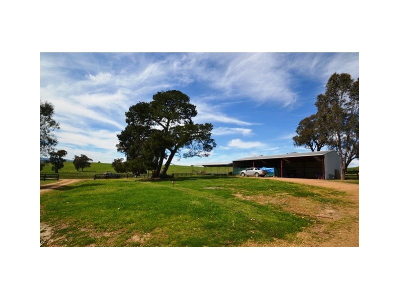 61 Triangle Road, Kerrisdale – Via Yea, Seymour VIC 3660