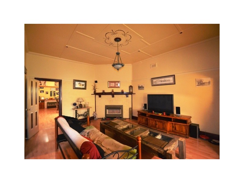 20 Railway Street, Seymour VIC 3660
