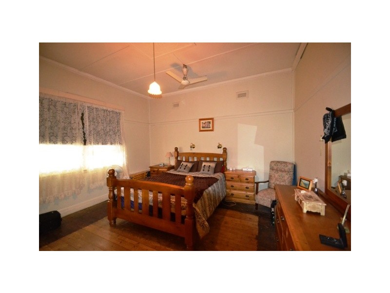 20 Railway Street, Seymour VIC 3660