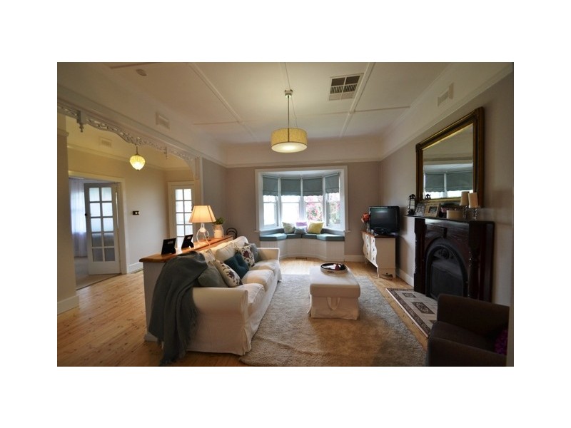 17 Park Street, Seymour VIC 3660