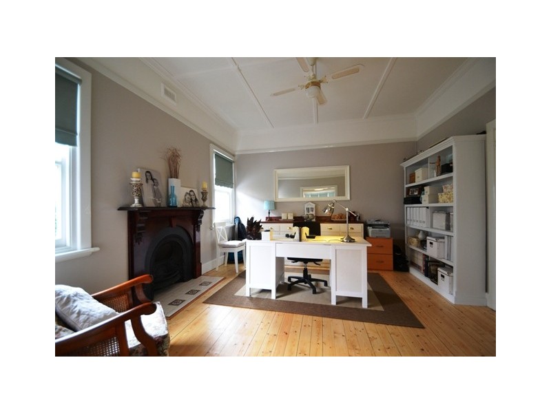 17 Park Street, Seymour VIC 3660