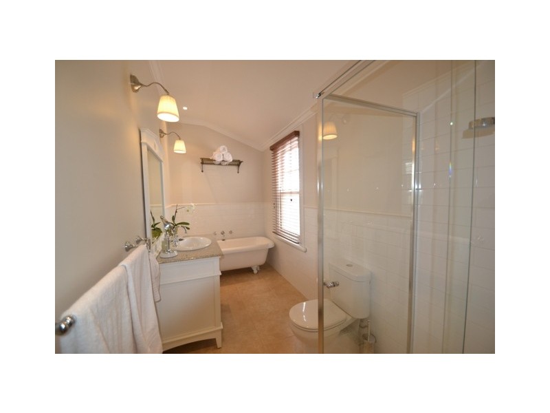 17 Park Street, Seymour VIC 3660