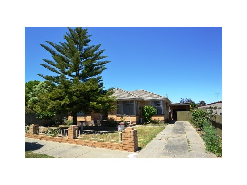 33 Butler Street, Seymour VIC 3660