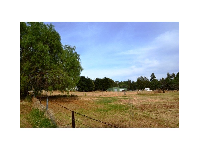 1 Hughes Street, Avenel VIC 3664