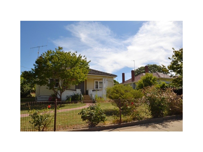 22 Stewart Street, Seymour VIC 3660