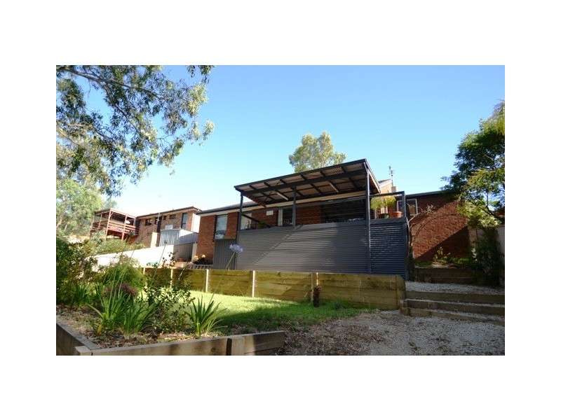 34 Hanley Crescent, Seymour VIC 3660