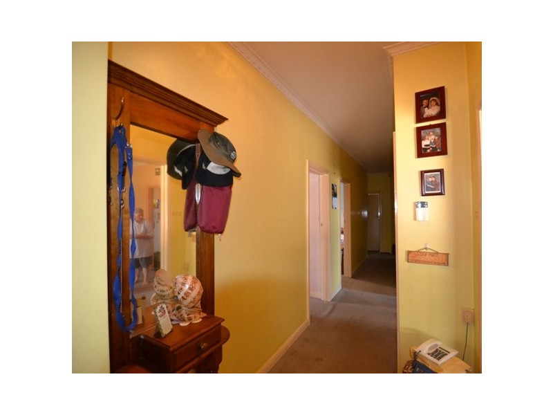 108 Tarcombe Rd, Seymour VIC 3660