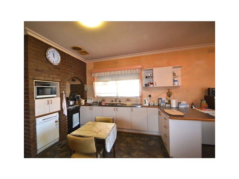 108 Tarcombe Rd, Seymour VIC 3660