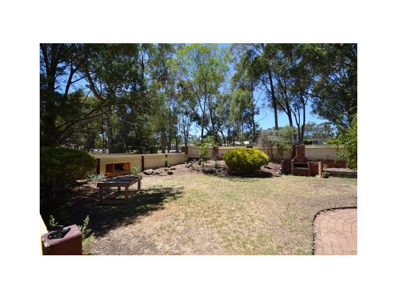69 Redbank Road, Seymour VIC 3660