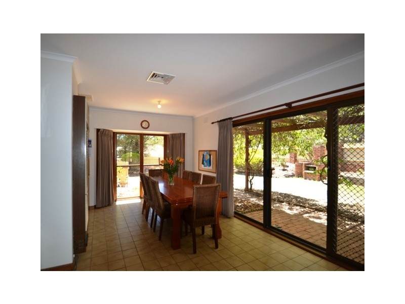 69 Redbank Road, Seymour VIC 3660