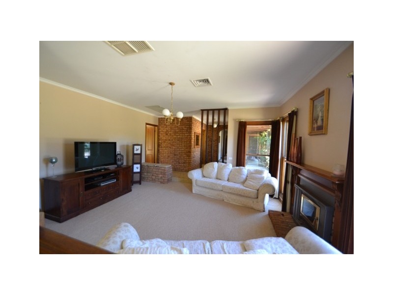 69 Redbank Road, Seymour VIC 3660